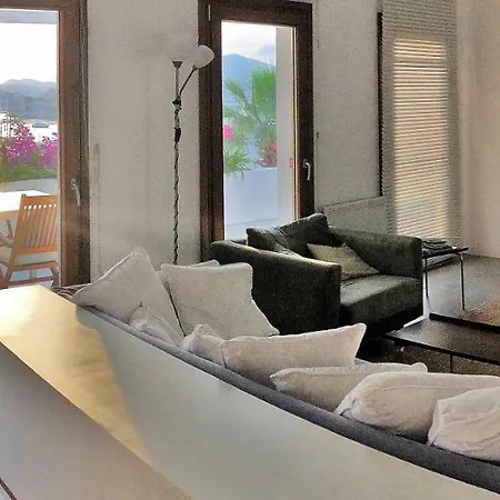 White Διαμέρισμα Αλικαρνασσός