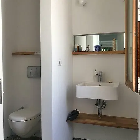 Apartment White *